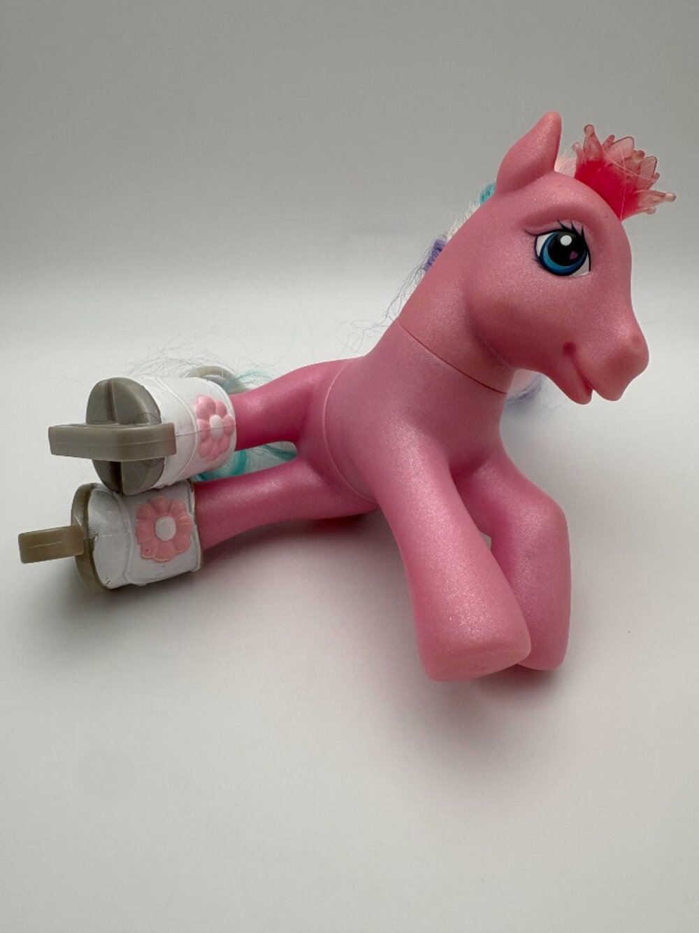 My Little Pony (MLP) Glitter Glide Pink Body Ice Skates Snowflakes (MLP: LOT1-4) - Picture 10 of 16